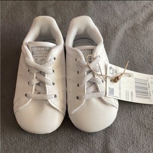 NWT Adidas stan smith crib shoes